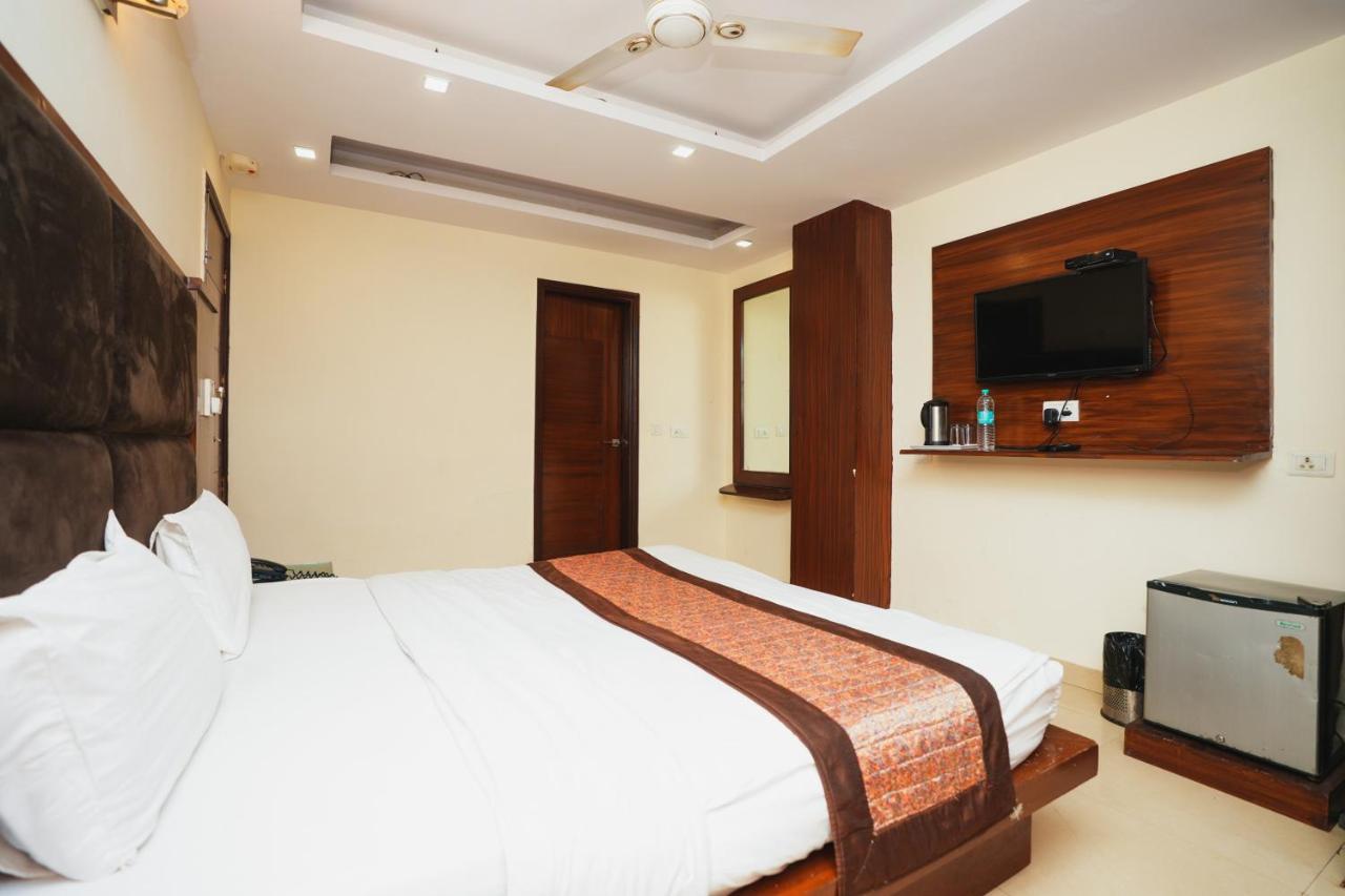 Hotel High 5 Land 델리 외부 사진